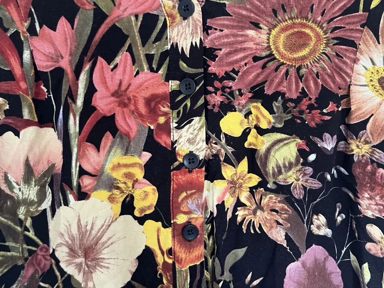 Billede 3 - Blomstret bluse fra ChaCha