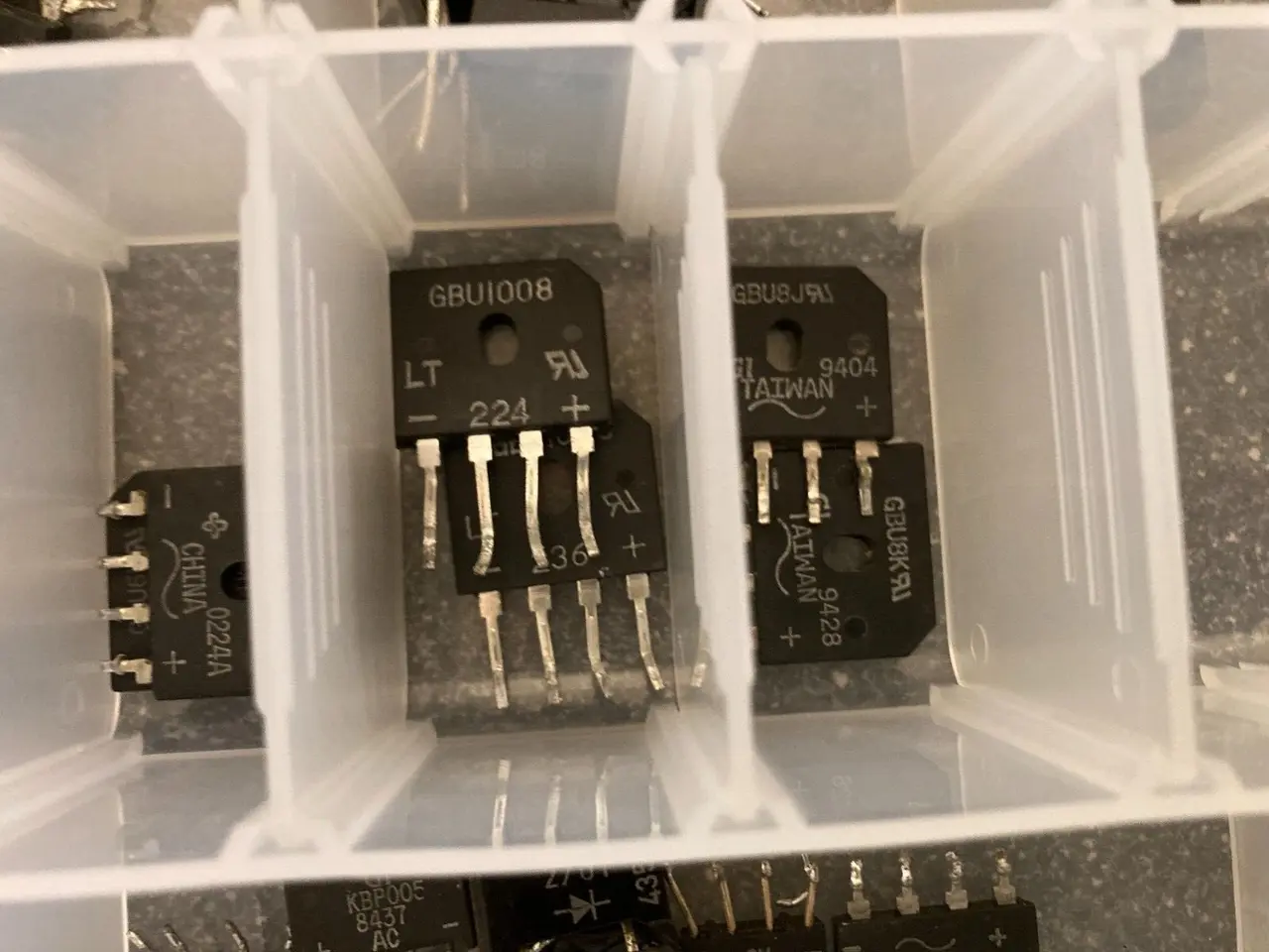 Billede 8 - parti of blandet Bridge Rectifiers in Storage Case