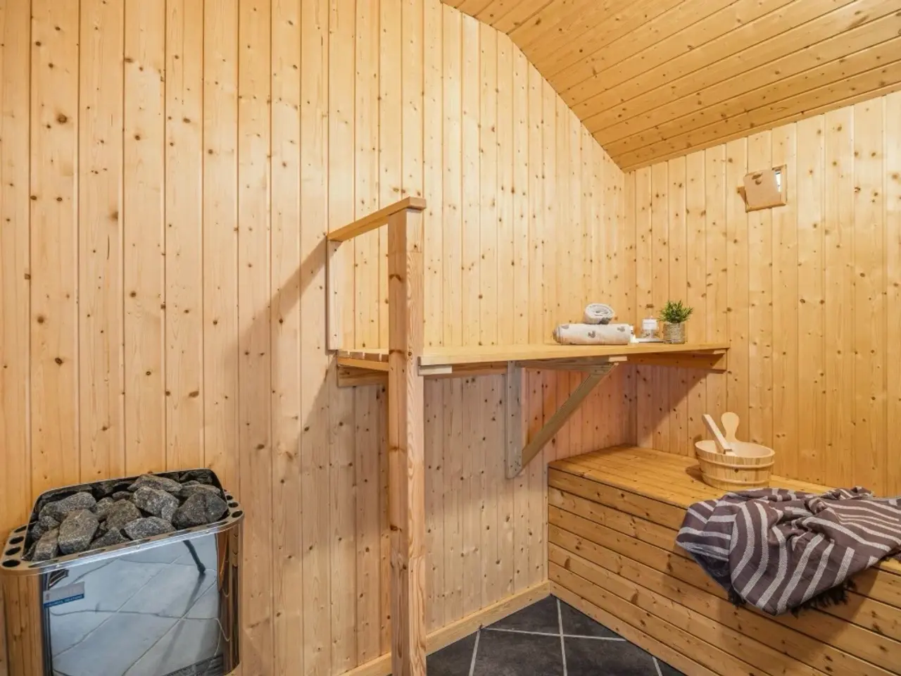 Billede 7 - Sommerhus udlejes i uge 35