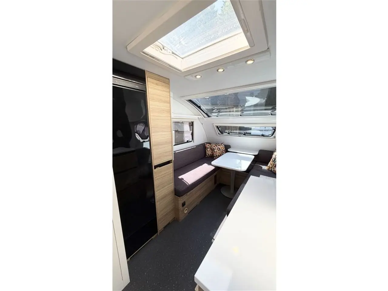 Billede 10 - 2021 - Adria Action 391 LH Enkeltsenge-Lamel-Gulvtemp.-VarioHeat-Mover-Telt