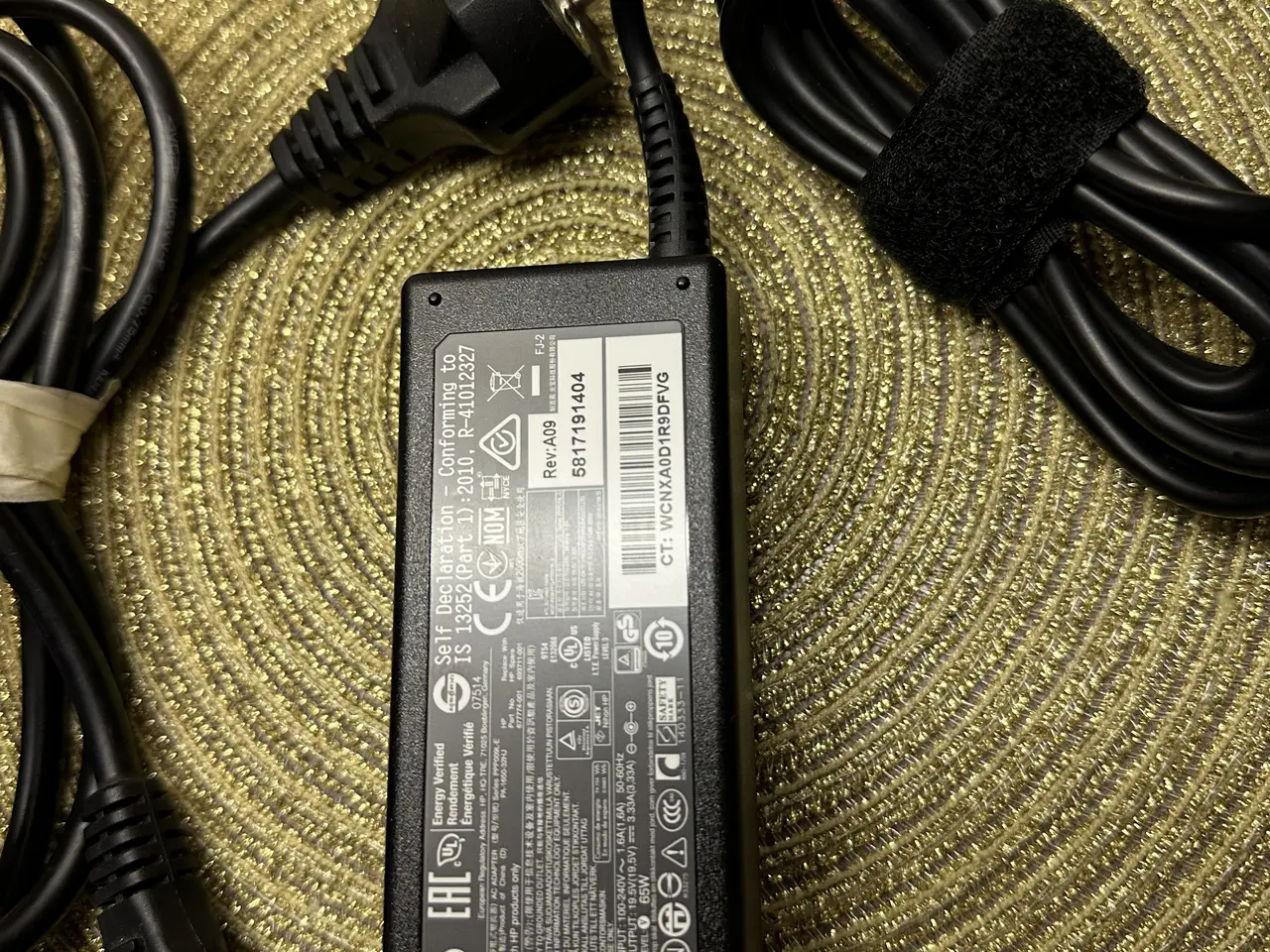 Billede 3 - HP computer oplader 65 Watt AC adapter