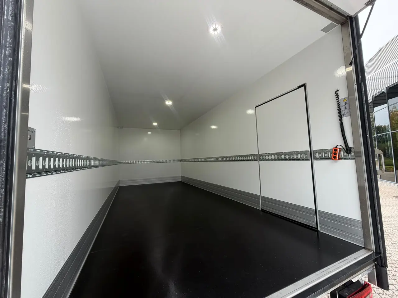 Billede 19 - MAN TGL 8.220 BL, Lukket kasse