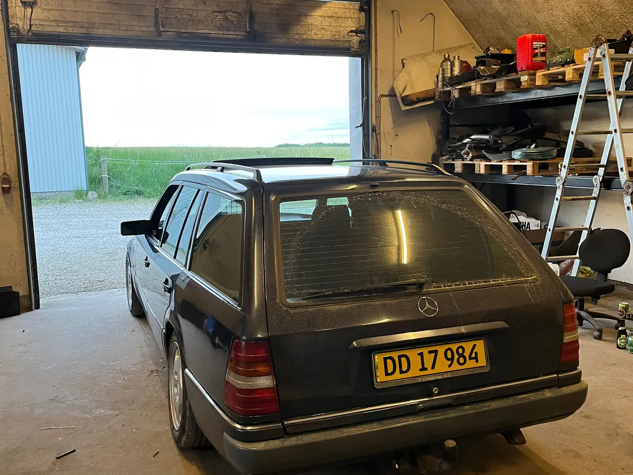 Billede 5 - Mercedes S124 250TD PUMPET!