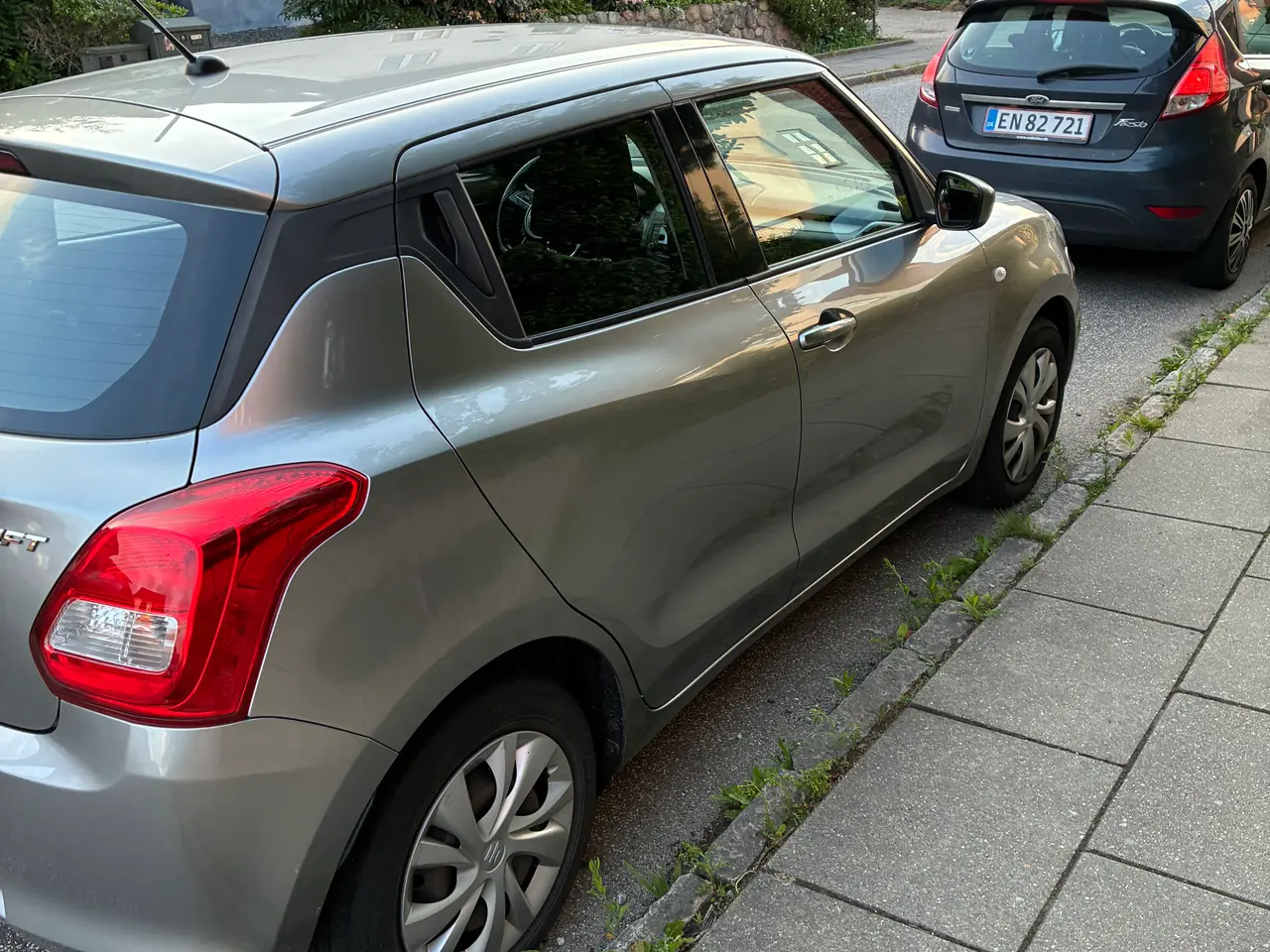 Billede 1 - Suzuki Swift 1,2 Dualjet benzin.