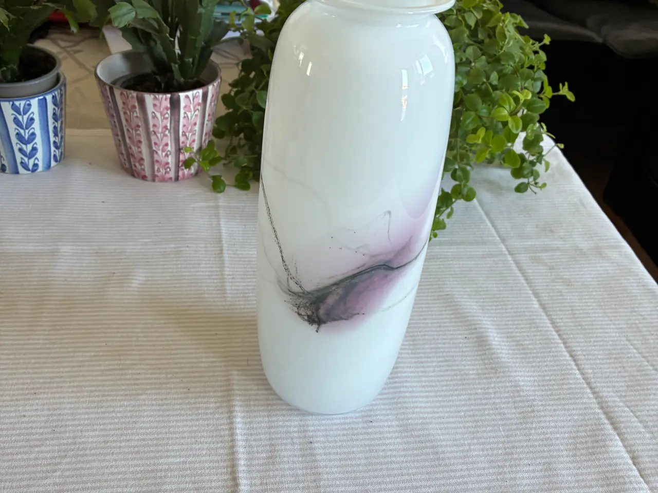 Billede 1 - Atlantis vase, opal glas, Holmegaard, Stor