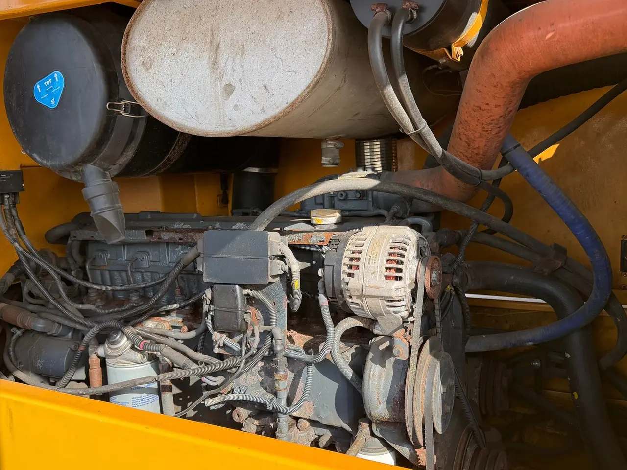 Billede 6 - Ljungby L18 KAN LEVERES MED 750MM HJUL MED TRAKTORMØNSTER FOR + 25.000,-.CENTRALSMØRING, HYDRAULISK VOLVO BM SKIFTE, 3. FUNKTION