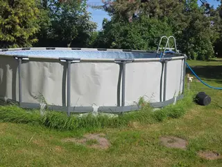 Rund havepool,110 høj. 535 cm i diameter, med pump