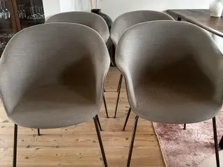4xGubi Bat Dining Chairs
