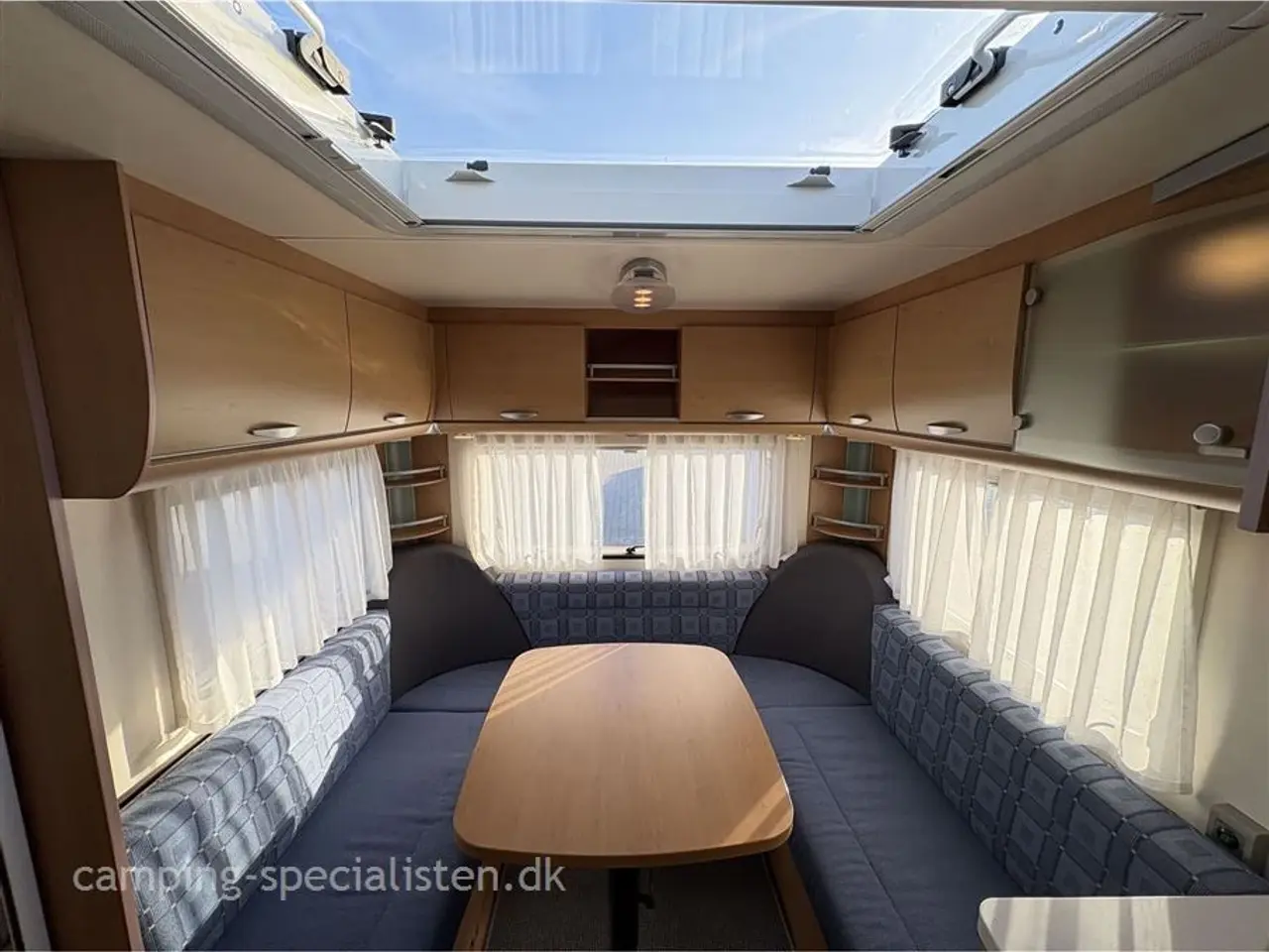 Billede 4 - 2007 - Knaus Südwind 500 FU   2007 Knaus Südwind 500 FU - Se den nu hos Camping-Specialisten.dk