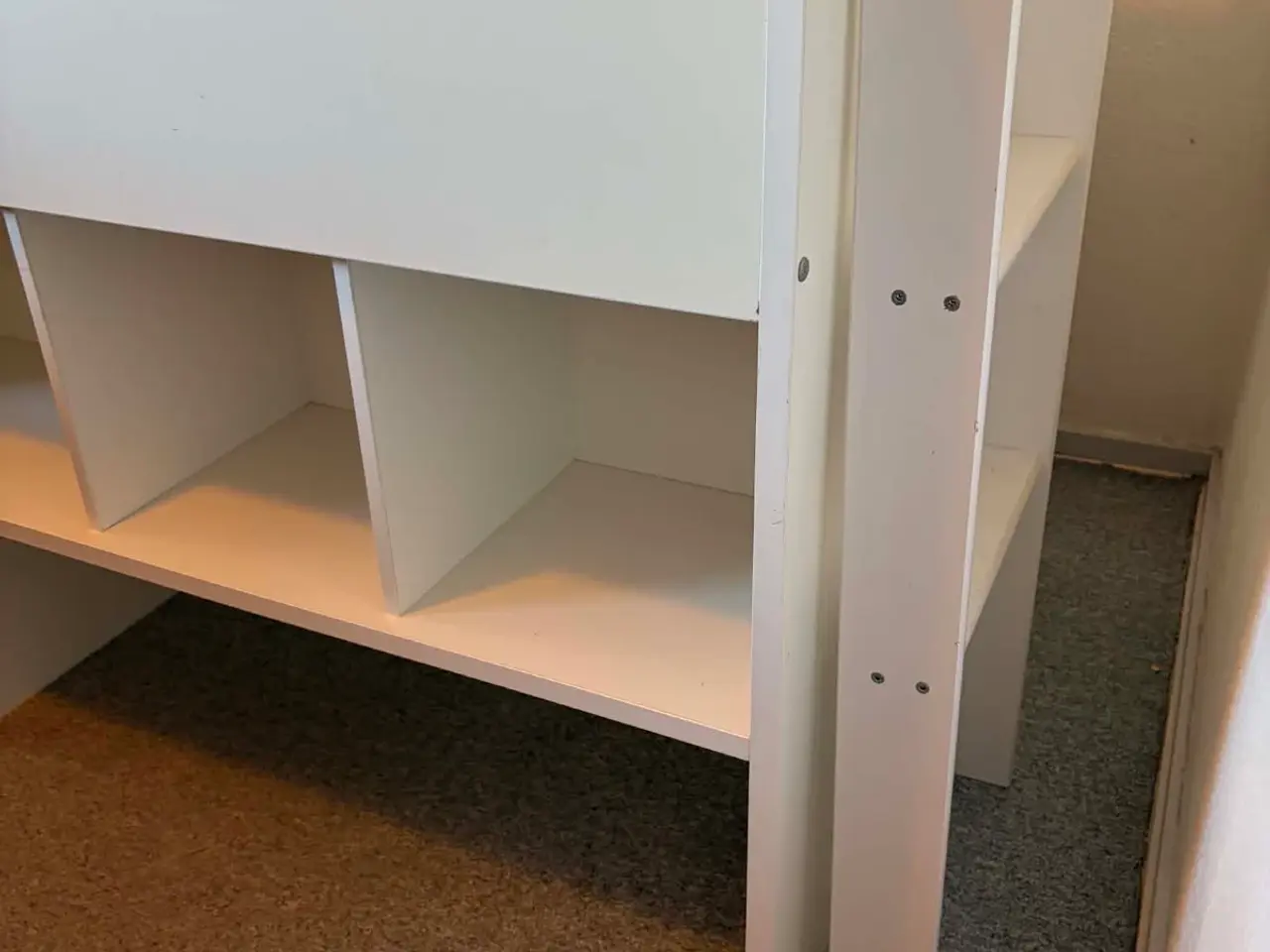 Billede 1 - Juniorseng med opbevaring