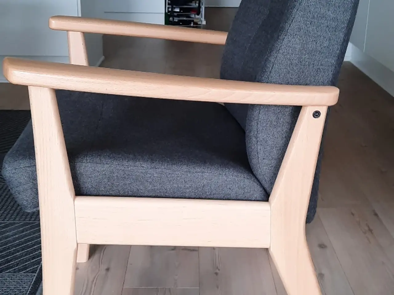 Billede 2 - Farstrup lænestol med vippe funktion