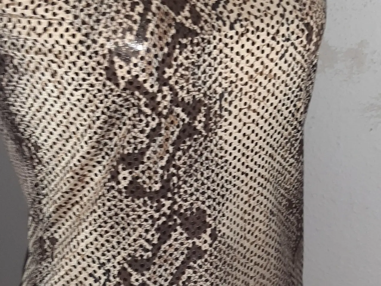 Billede 5 - Top.Sequin-palliet-m. animal print.u.ærmer/str: 36