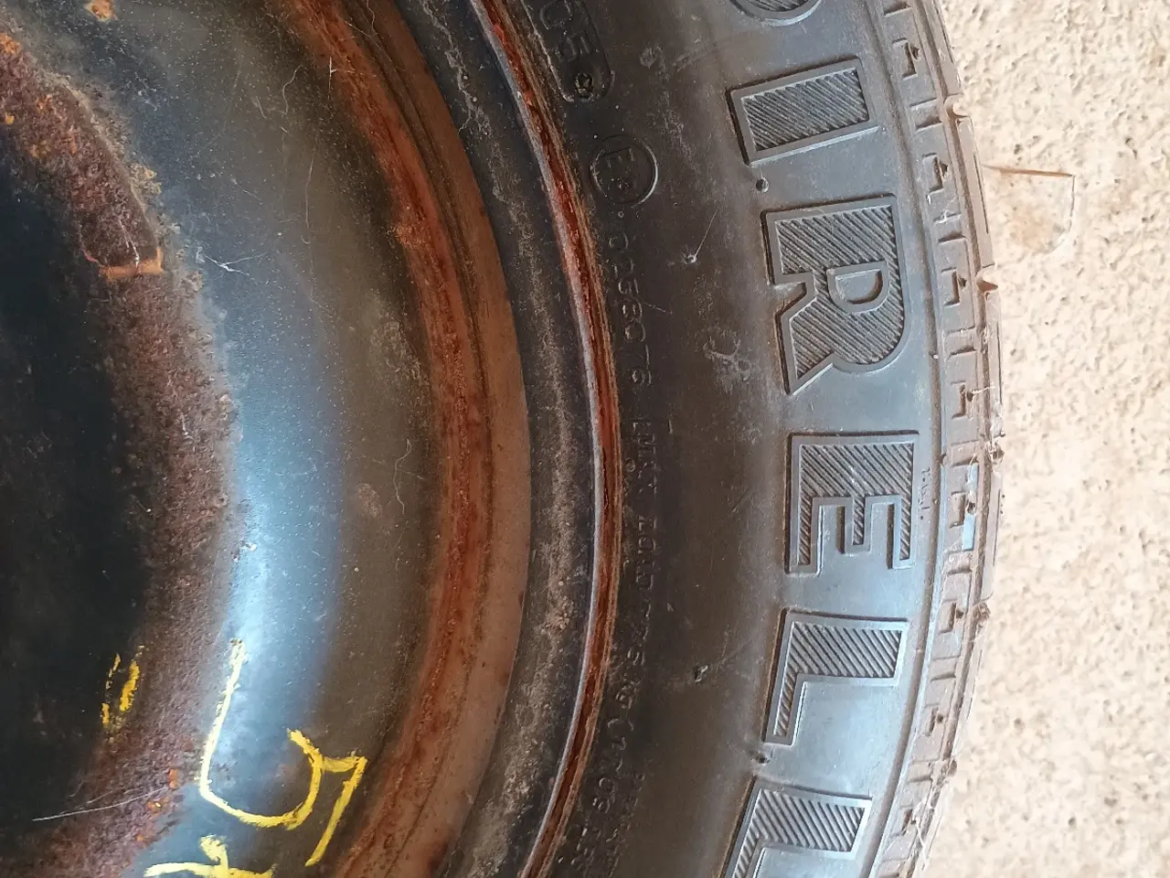 Billede 4 - Ford CMax 2003 - 2019 Nødhjul