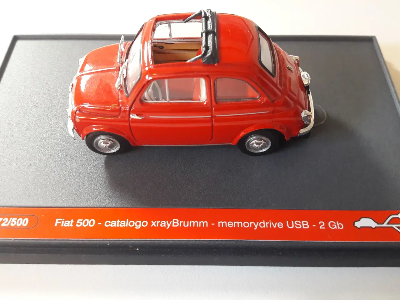 Billede 1 - FIAT 500 USB stek 1/43 model bil.