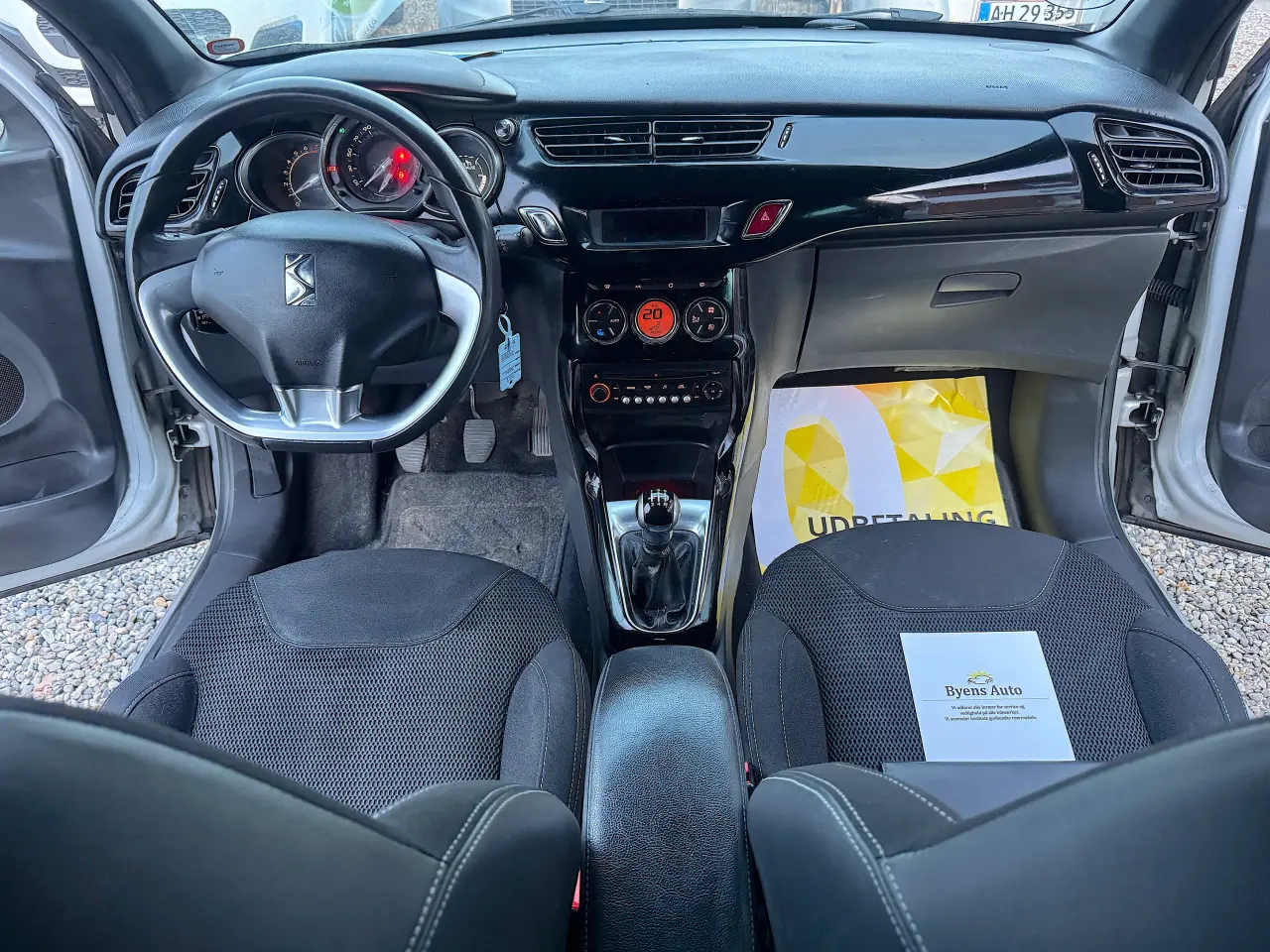 Billede 9 - Citroen DS3 Nysyn Meget Pæn Økonomisk