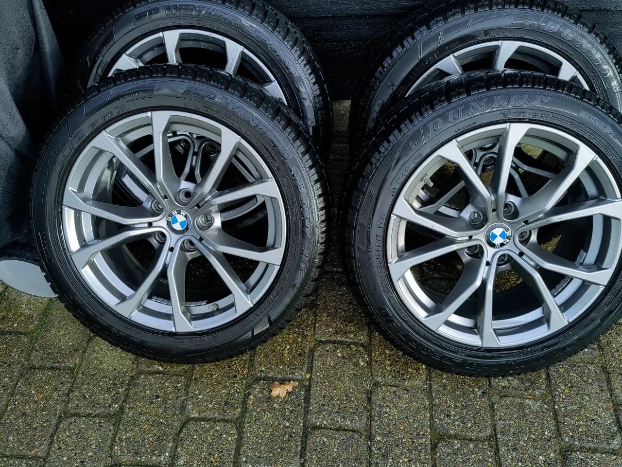 Billede 4 - BMW fælge med vinterdæk 