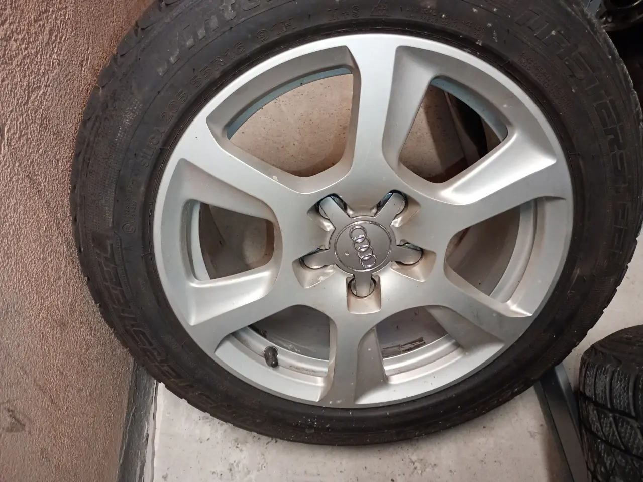 Billede 1 - Sælges Audi A4 Vinterhjul 5*112