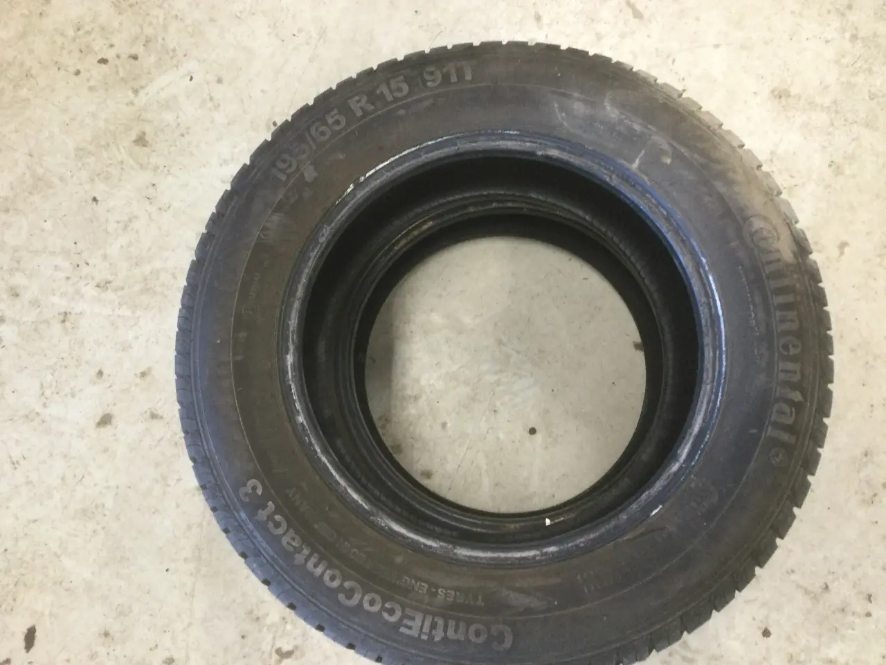 Billede 1 - 195/65/15 sommerdæk 