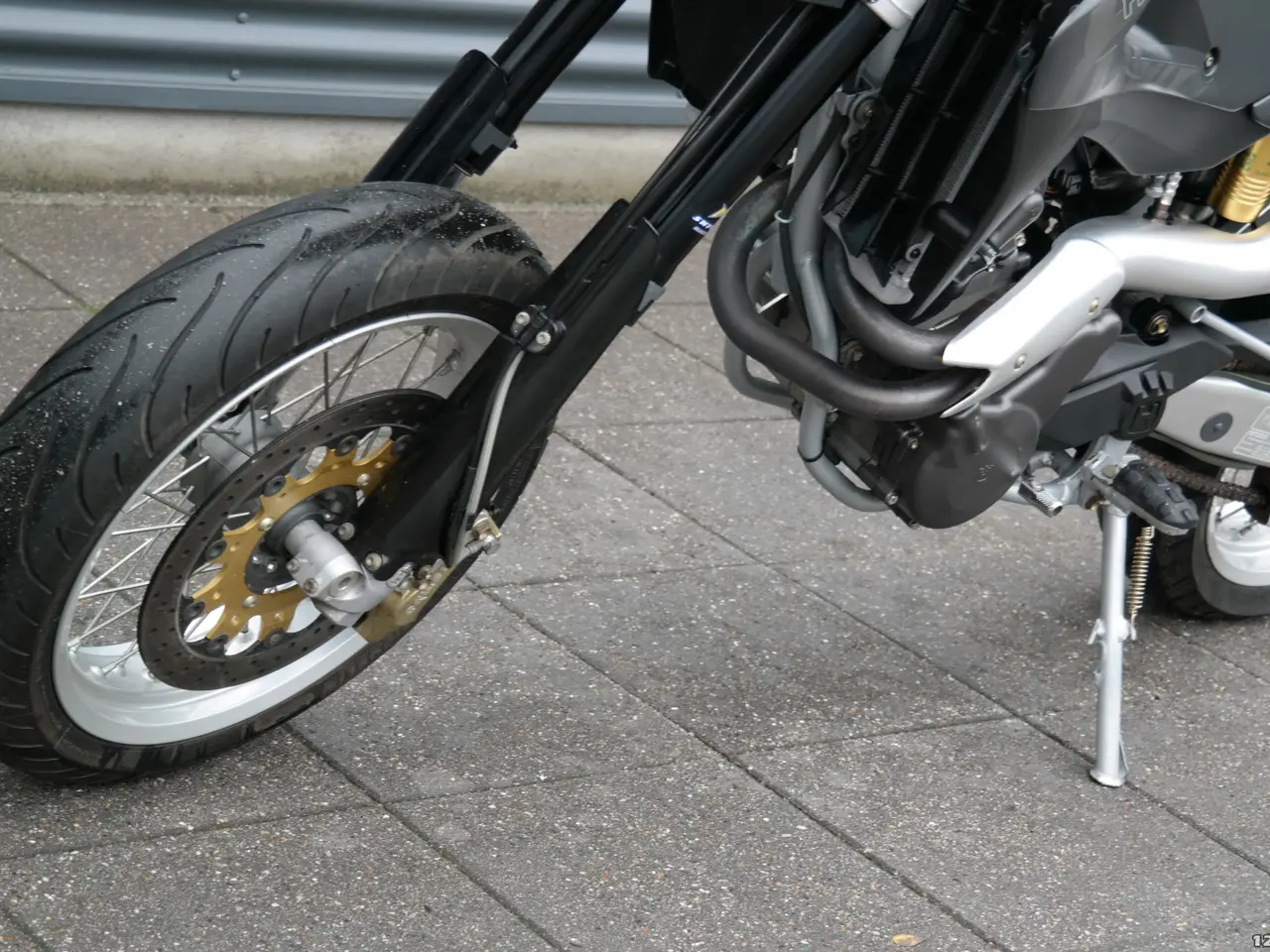 Billede 20 - Husqvarna SM 610 IE MC-SYD       BYTTER GERNE