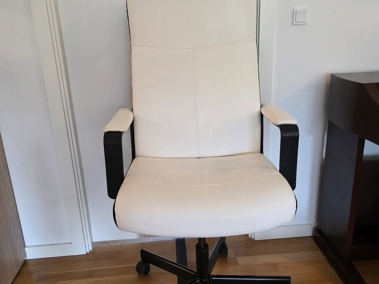Billede 5 - White IKEA Millberget office chair 
