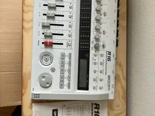 Zoom R16 digital recorder