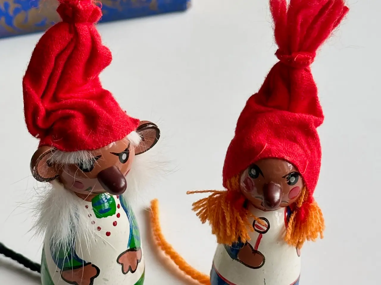 Billede 1 - Julefigurer, 2 stk samlet