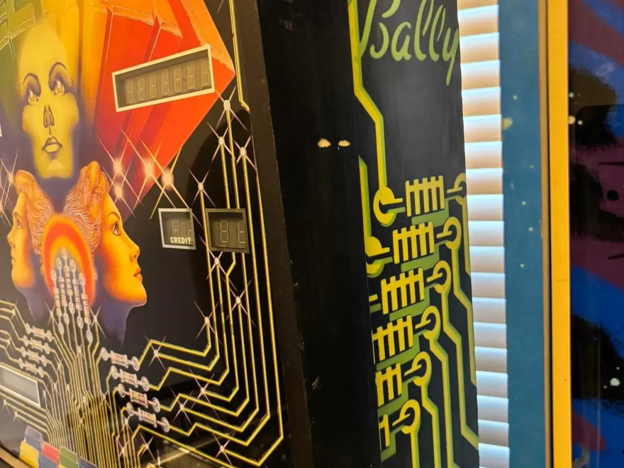 Billede 9 - Flippermaskine, Bally Spectrum