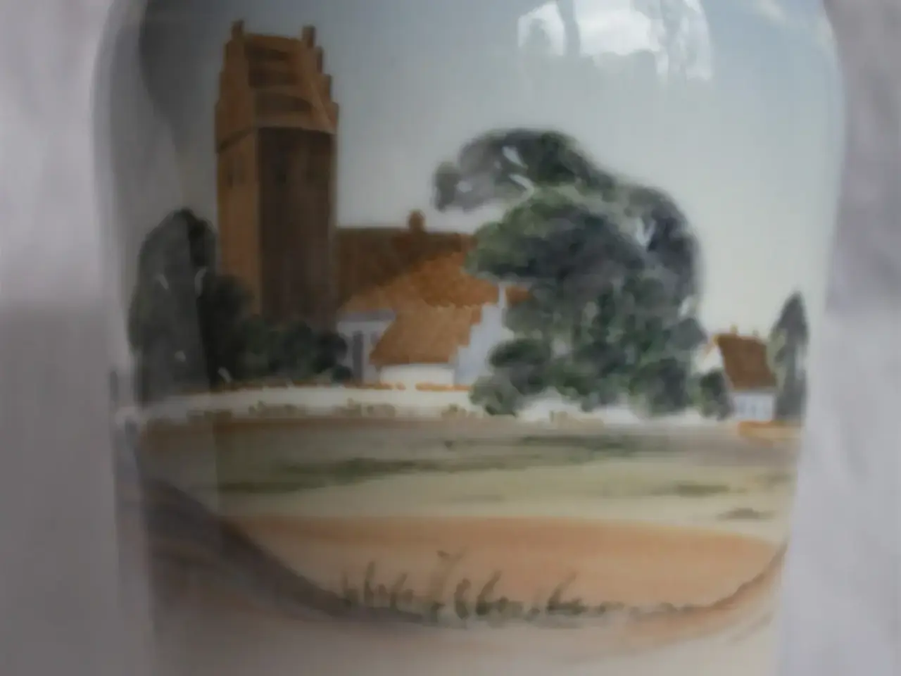 Billede 2 - Vase med landskab fra Royal Copenhagen