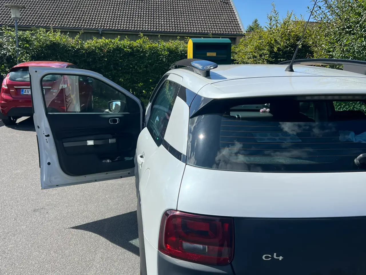 Billede 6 - Citroën C4 Cactus 1.2 (2015) – Benzin & Automatge