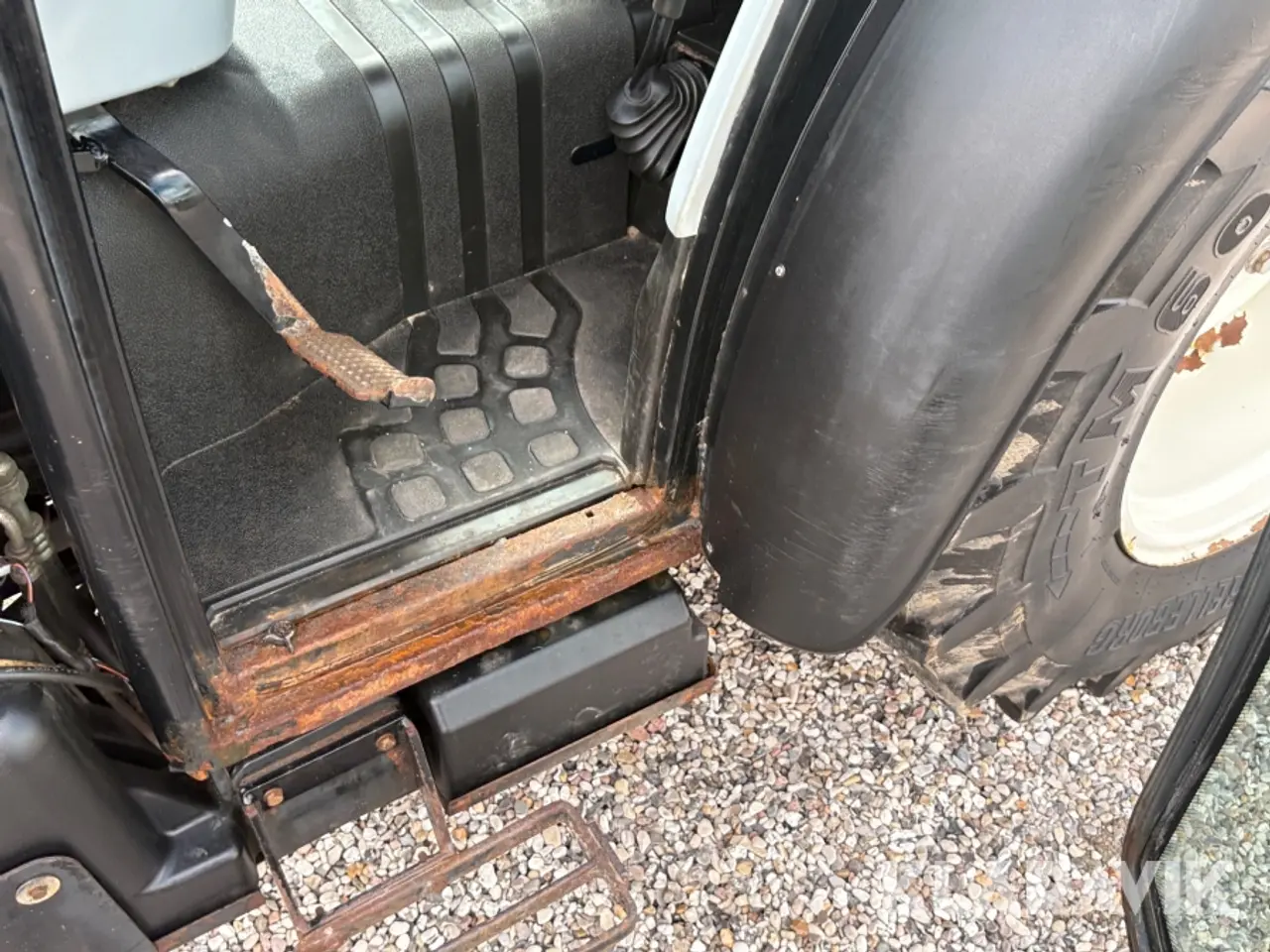Billede 10 - Traktor New Holland T4030N 4WD 7.50R18 A8 / 13.