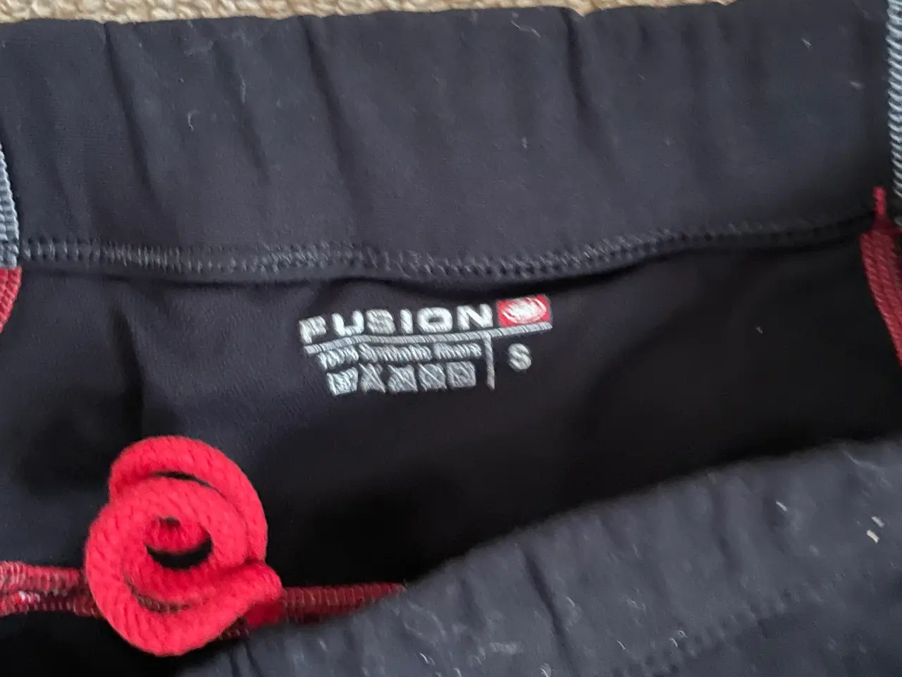 Billede 4 - Fusion COMP3 3/4 tights S og M