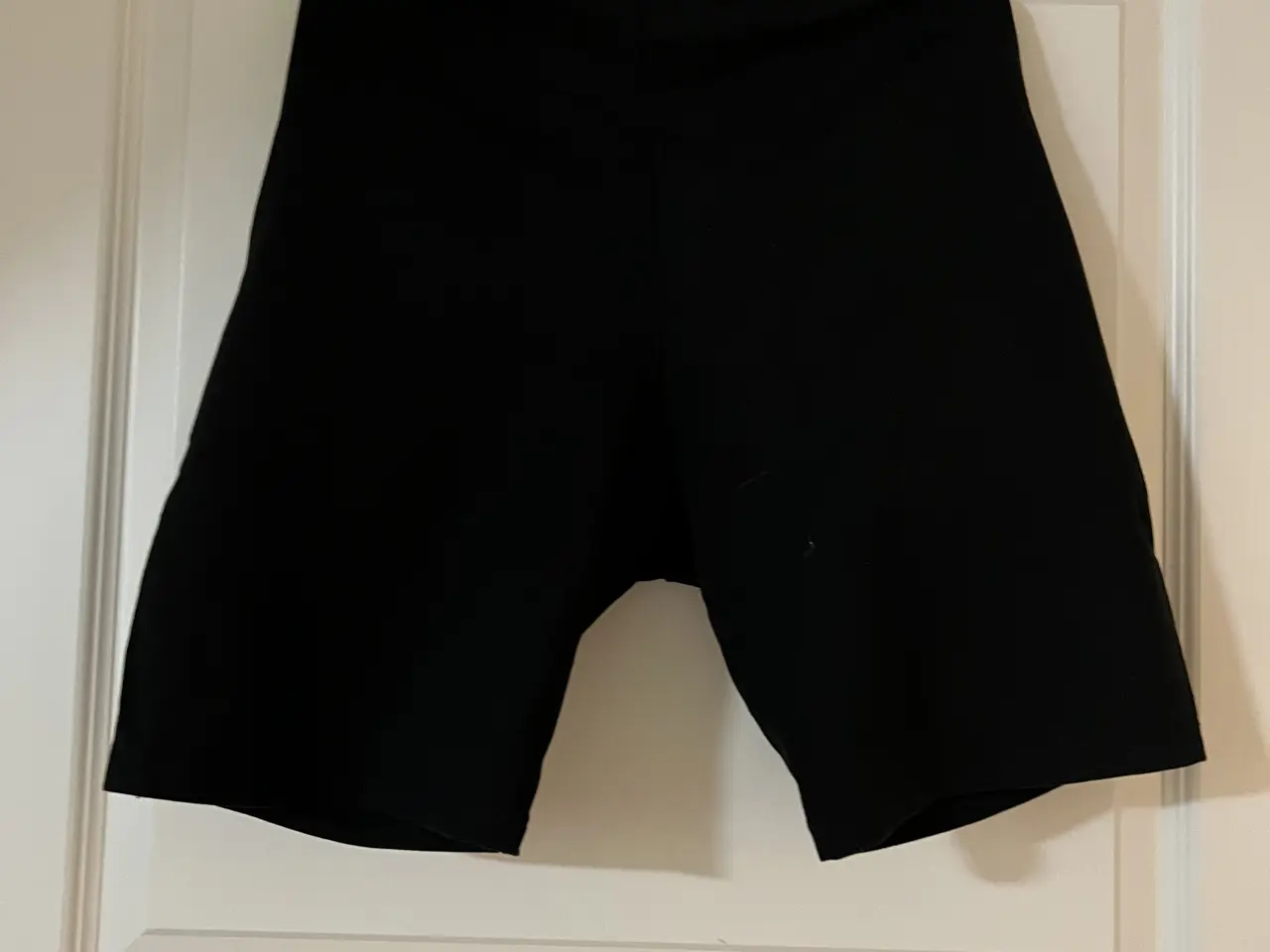 Billede 4 - Hummel sweatshirt shorts, str. M