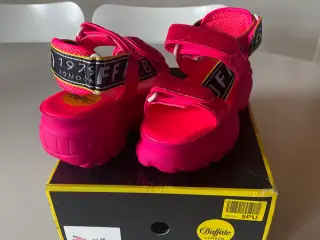 Hot høj sandal Buffalo London pink