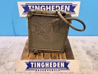 Massey Ferguson 6260 Køler 3781115M1