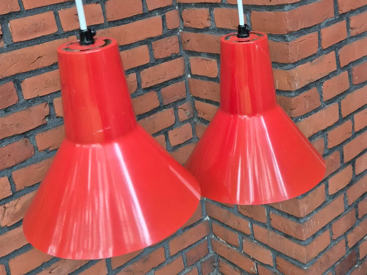 Billede 2 - Røde retropendler med form som en arkitektlampe