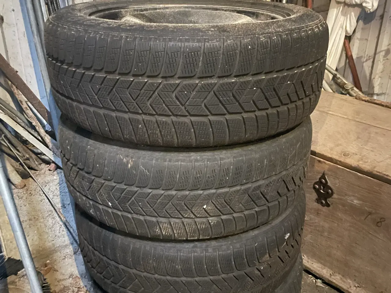 Billede 5 - Pirelli Vinterdæk med jernfælge