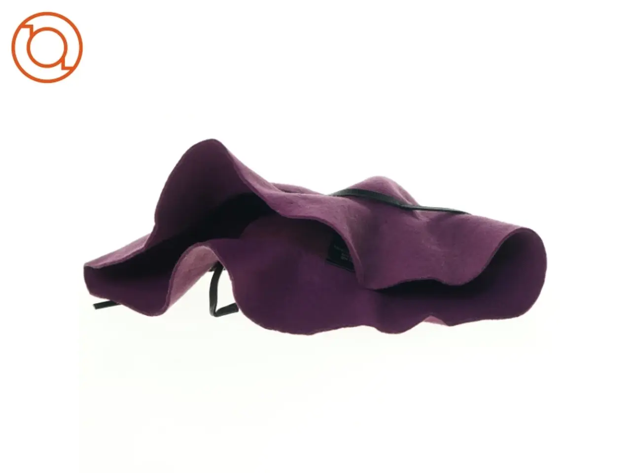 Billede 3 - Hat i filt (str. 37 x 22 cm)