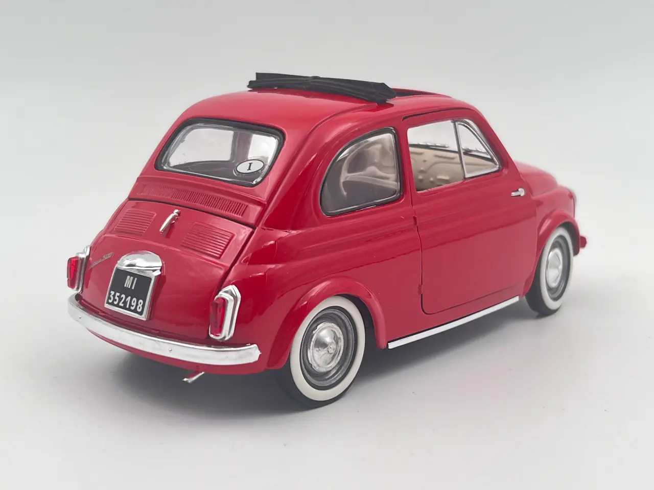 Billede 4 - 1960 Fiat 500 Open- 1:16 / 1:18 Sjælden model