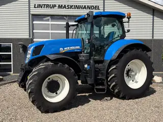 New Holland T7.250 Med frontlift. Pæn og velholdt traktor