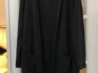 Som ny Sibin Linnebjerg cardigan