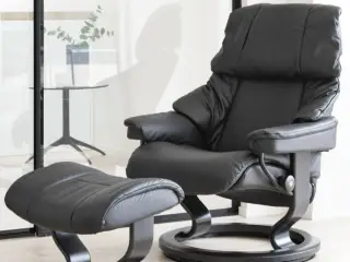 Som ny Stressless Reno med skammel 