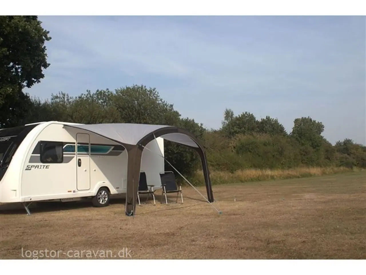 Billede 6 - Telta Sky 400 Et perfekt solsejl til at beskytte dig på solrige dage. 3959.00 kr