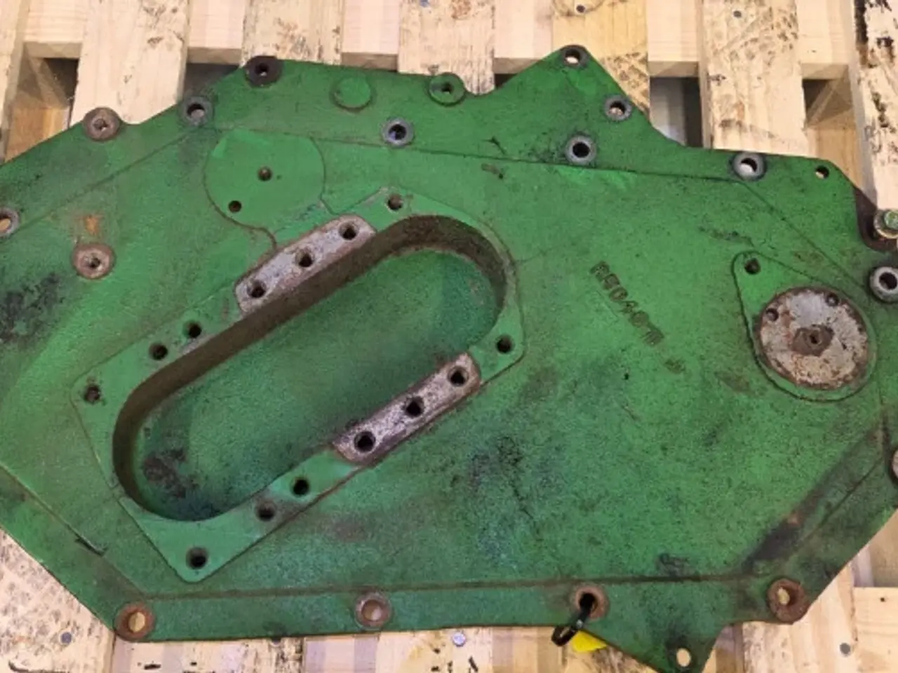 Billede 3 - John Deere 6125HZ001 Dæksel R504671