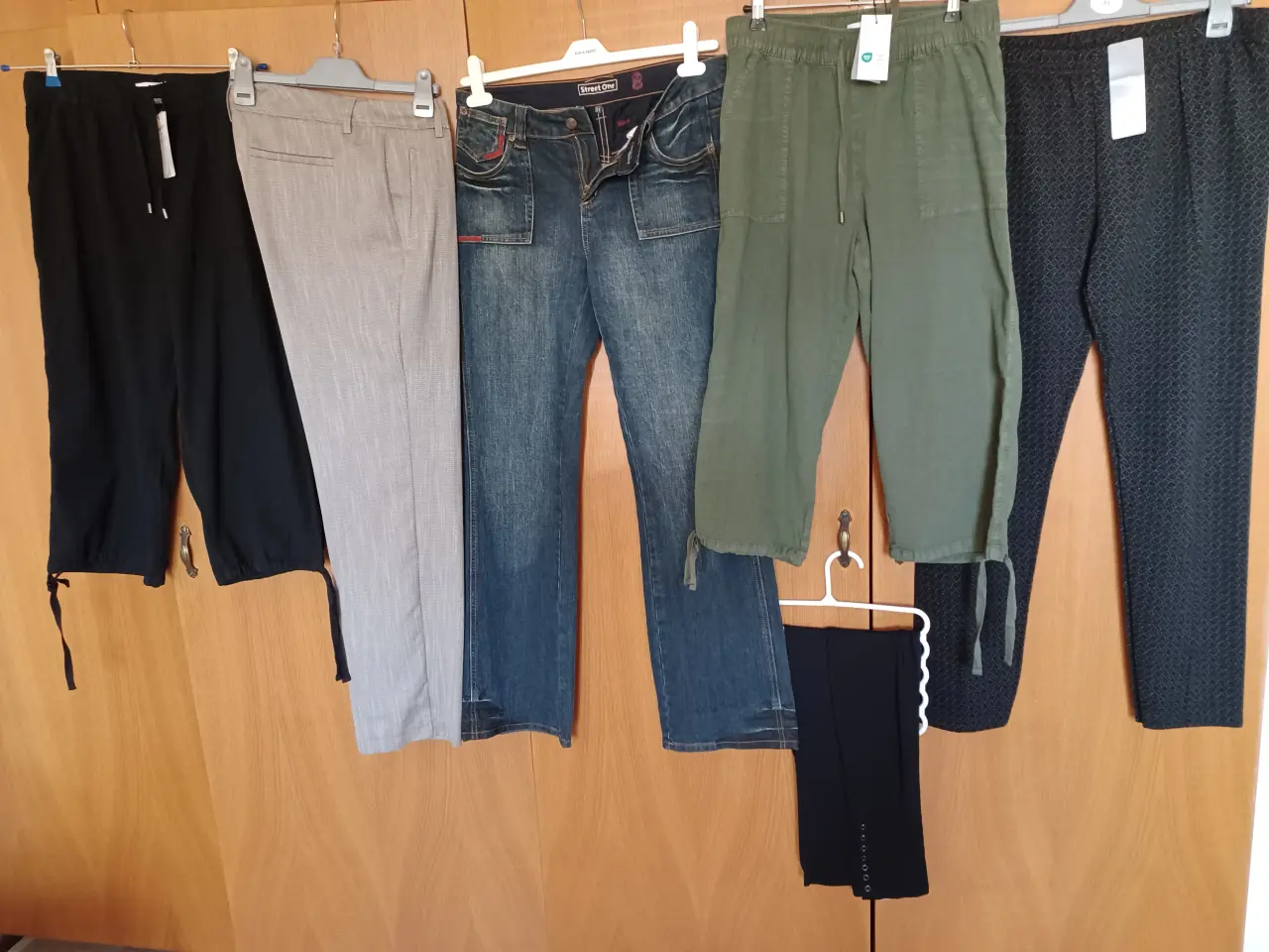 Billede 3 - Udsalg! Nyt sommer kvindertøj og sko
