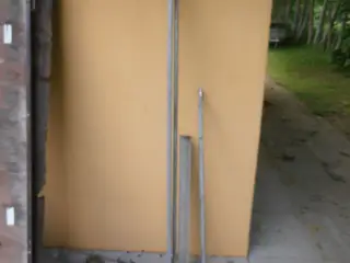 Trailer Variant dele