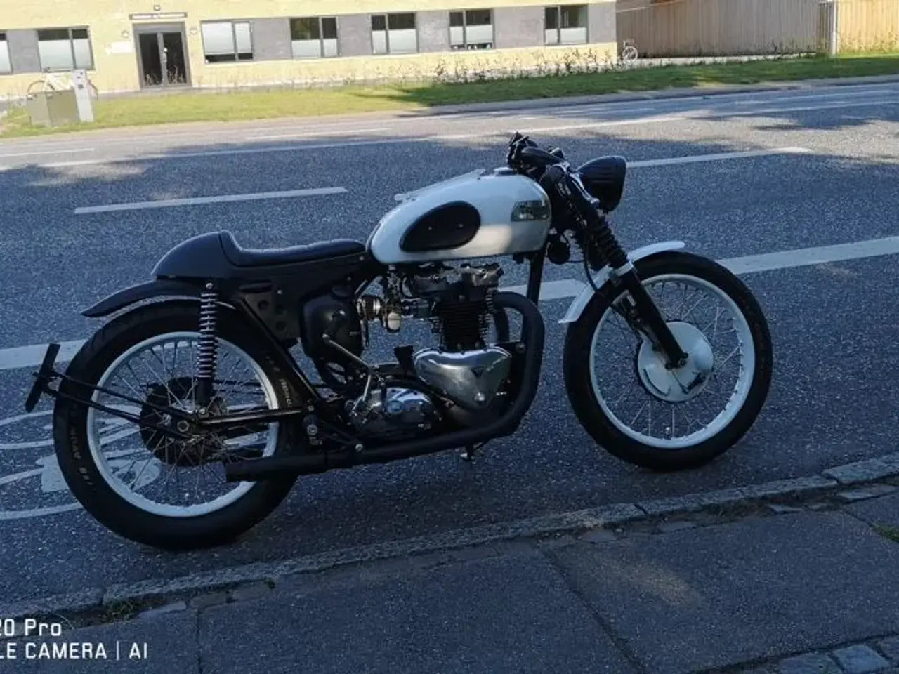 Billede 1 - Triumph