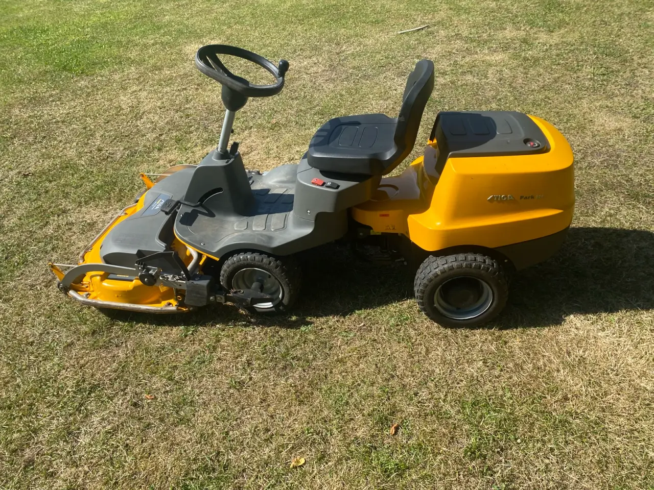 Billede 6 - Stiga Park 220 hst - 95cm havetraktor
