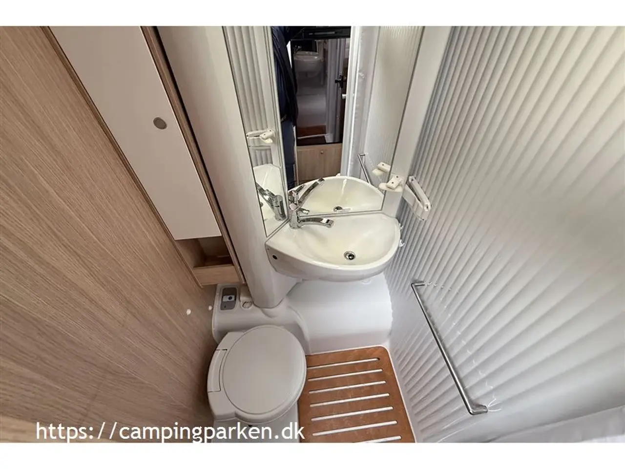 Billede 10 - 2018 - SunLight Active T67   Brugt autocamper med masser af komfortudstyr og enkeltsenge