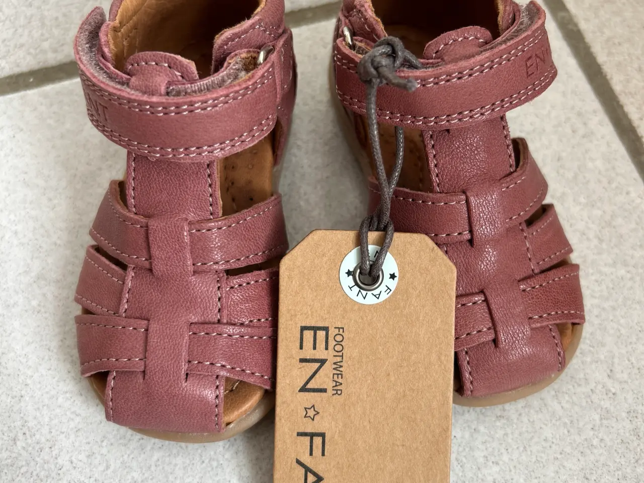 Billede 2 - Helt ny Baby EN FANT læder sandaler