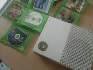 Xbox One s